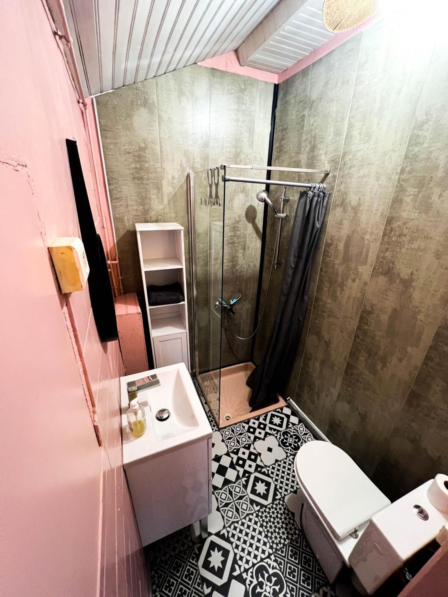 Maisonnette De Pecheur Chauffee Et Climatisee Port-la-Nouvelle Exteriér fotografie