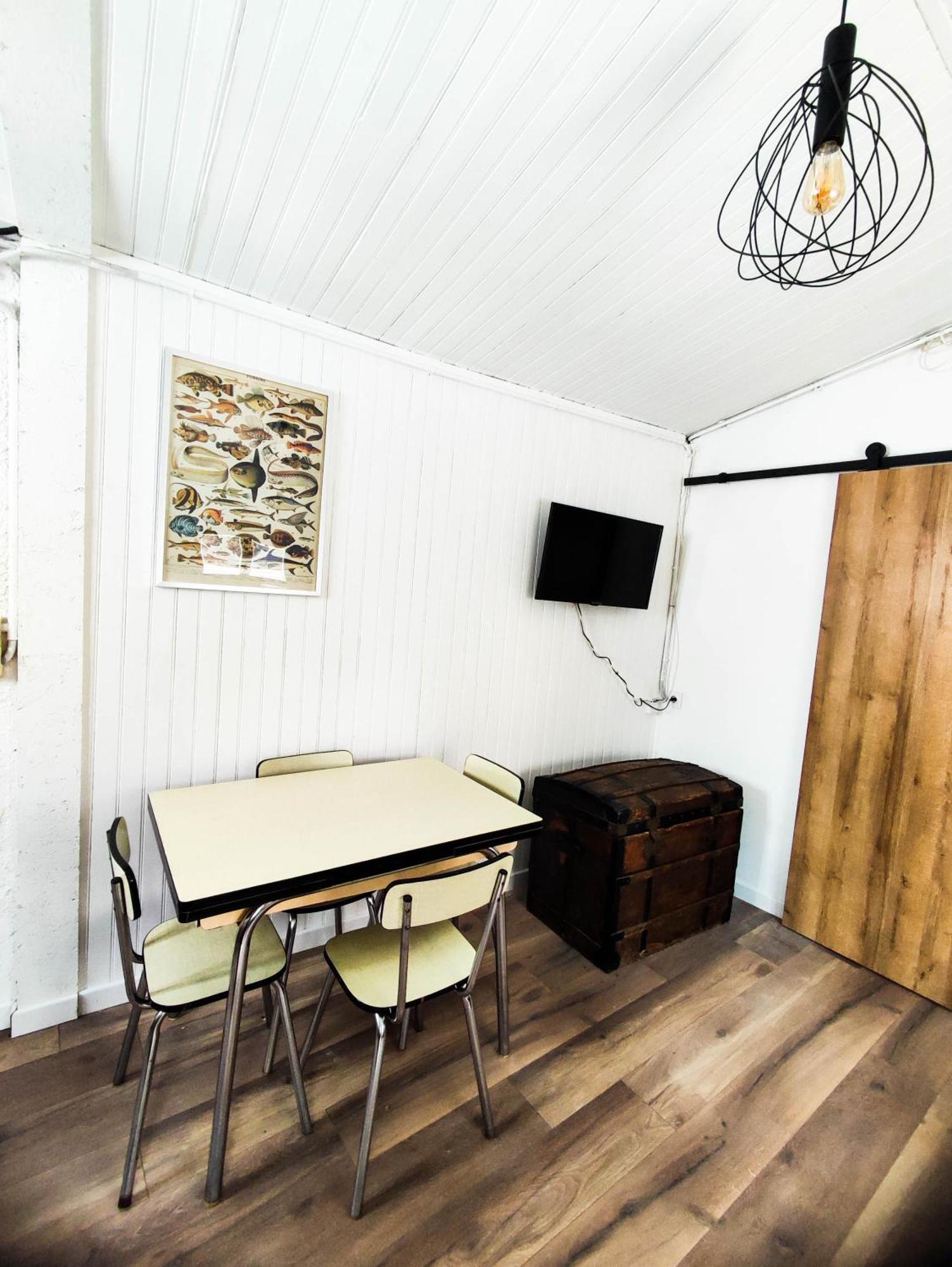 Maisonnette De Pecheur Chauffee Et Climatisee Port-la-Nouvelle Exteriér fotografie